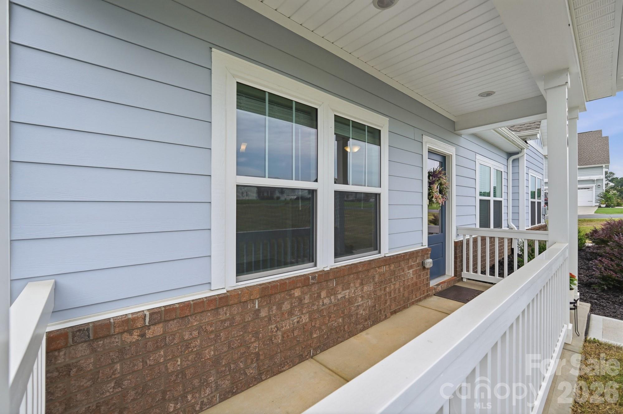 5670 Galloway Drive Property Photo 7