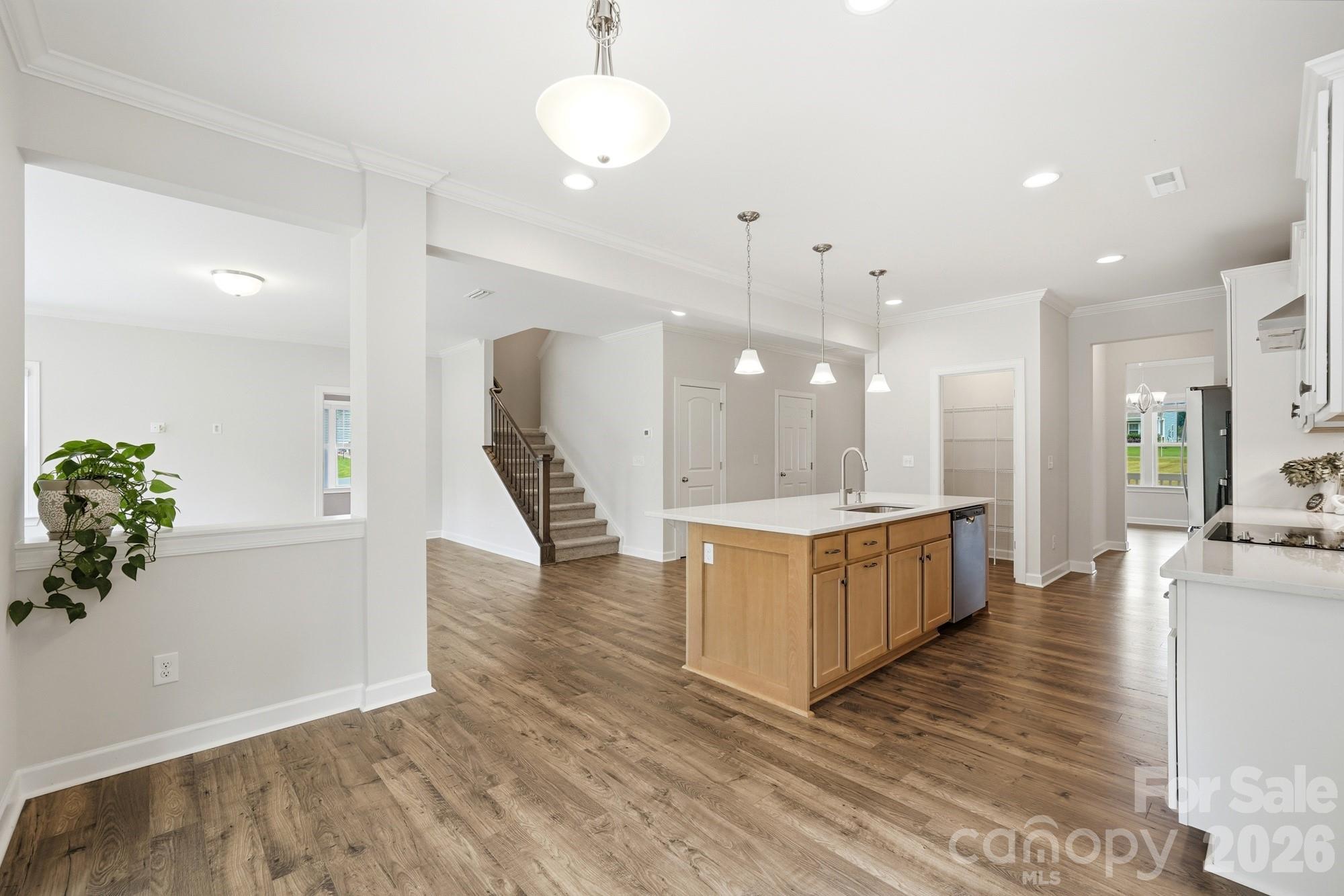 5670 Galloway Drive Property Photo 17