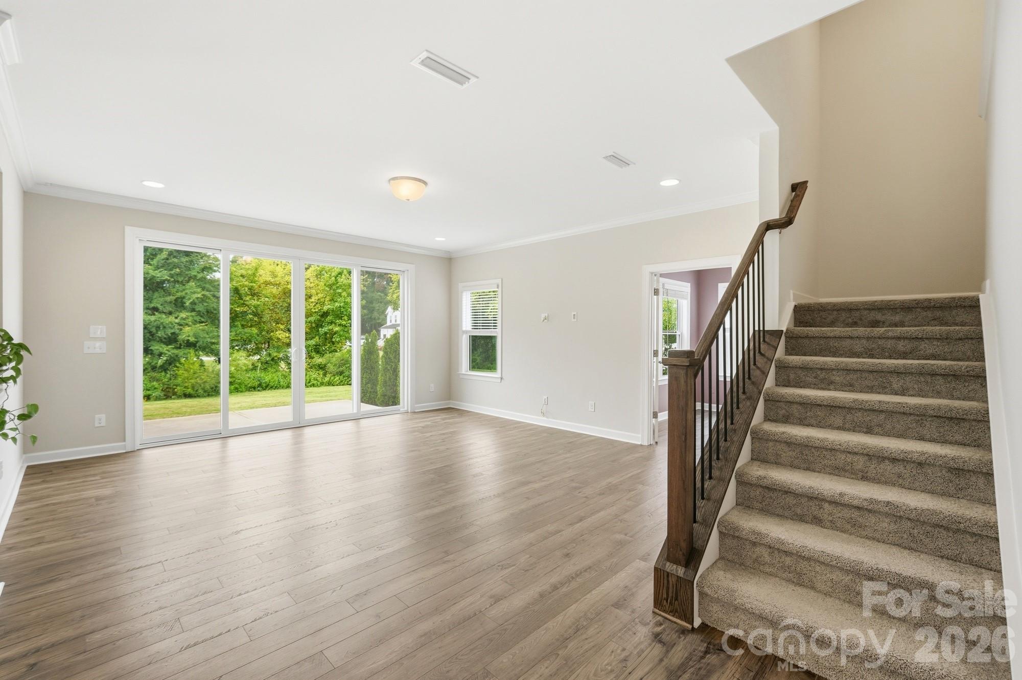 5670 Galloway Drive Property Photo 21