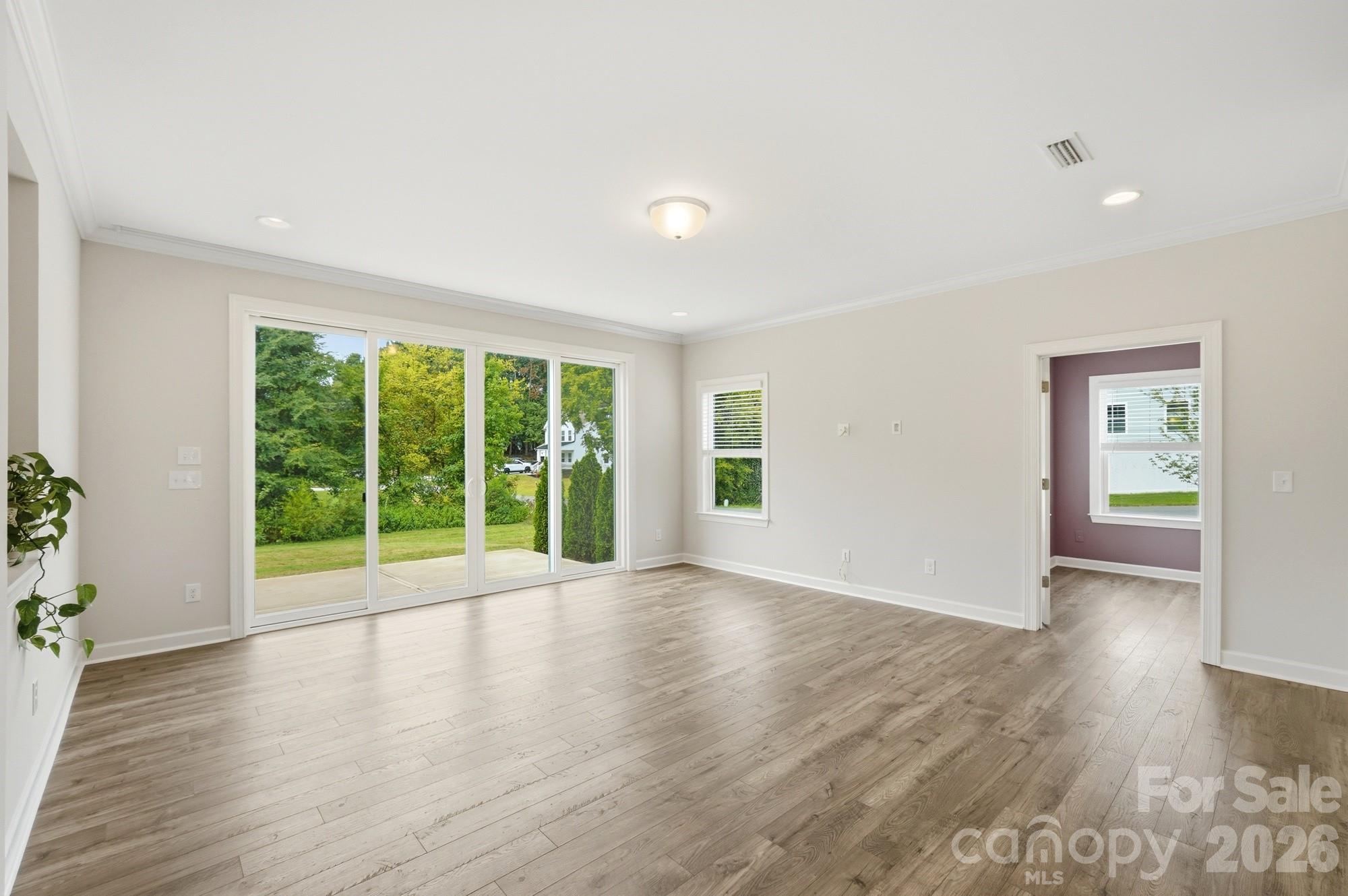 5670 Galloway Drive Property Photo 22