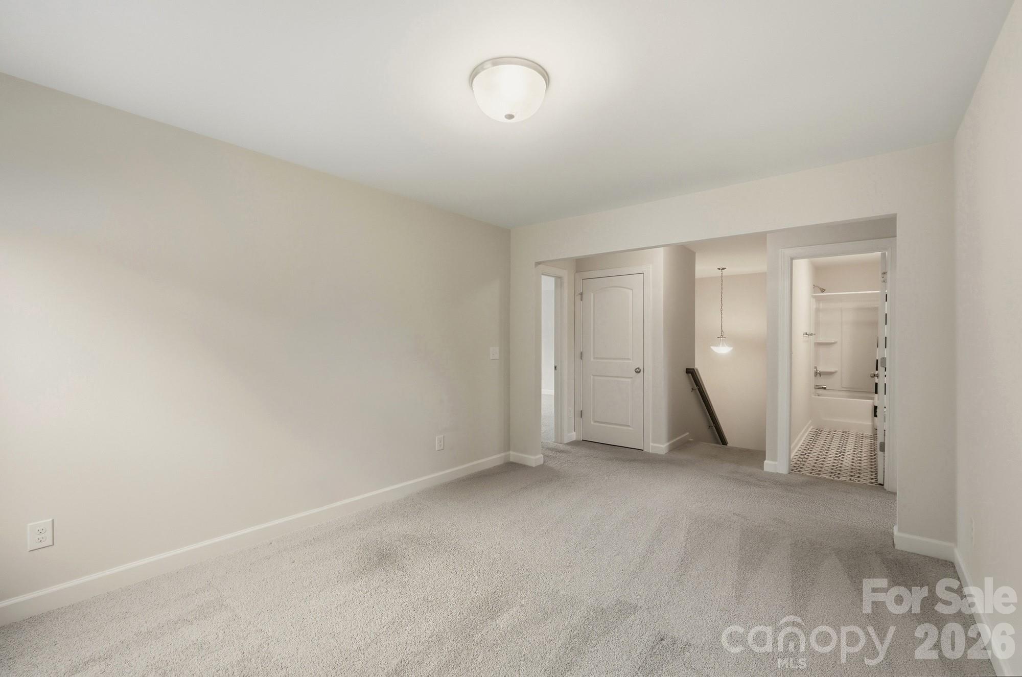 5670 Galloway Drive Property Photo 33