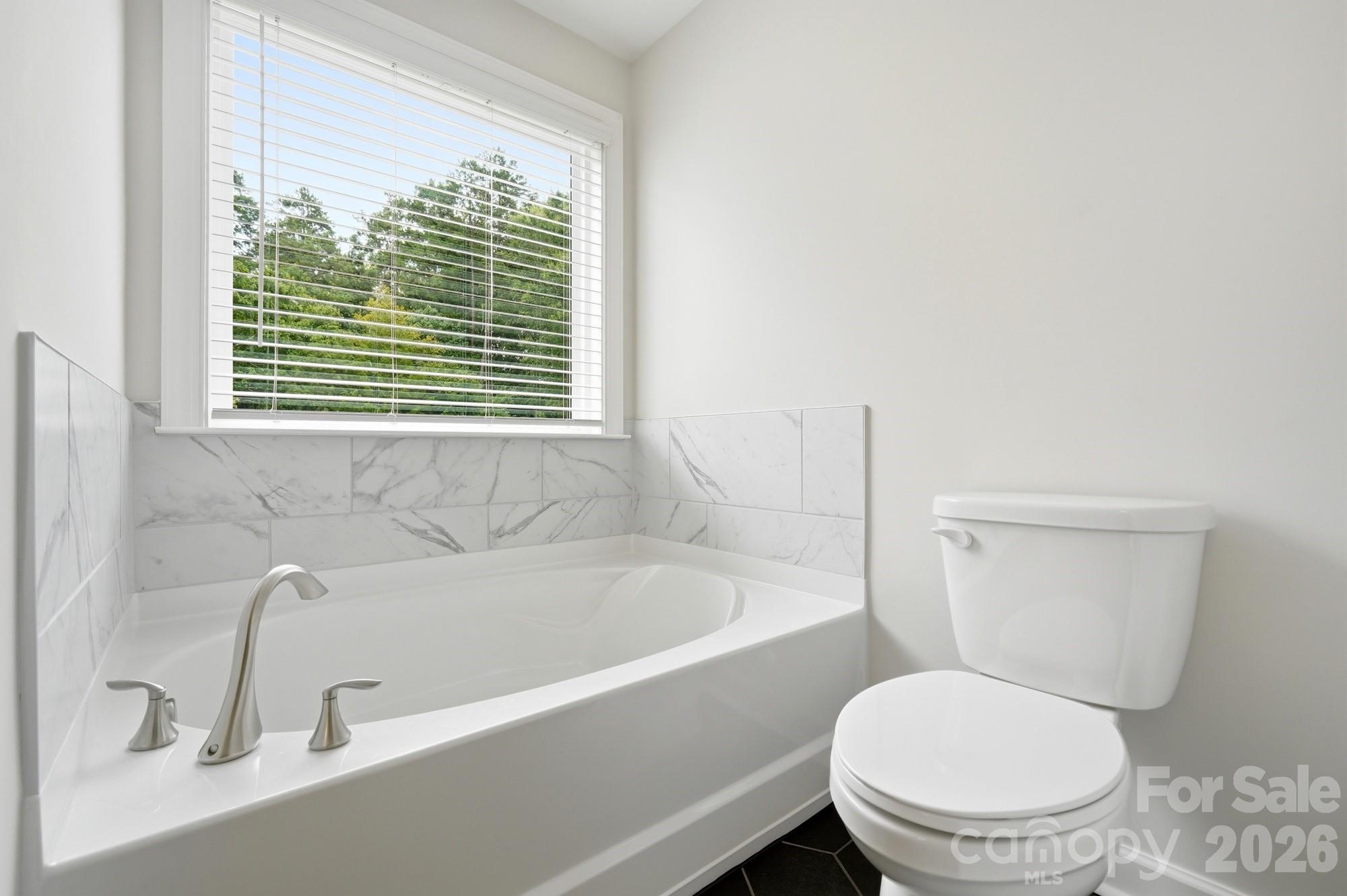 5670 Galloway Drive Property Photo 41