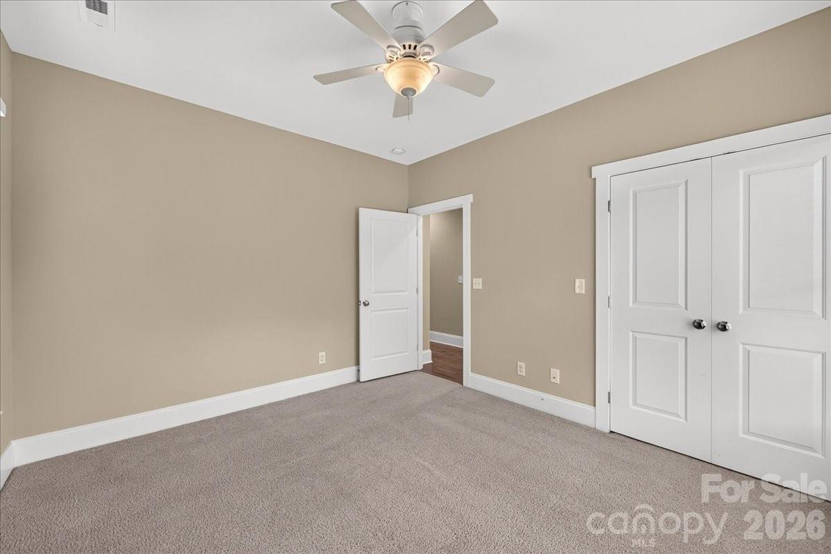 729 Charles Avenue Property Photo 28