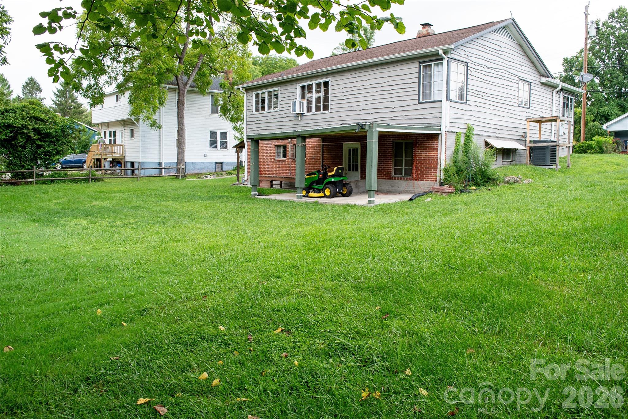 412 1st Avenue Property Photo 13