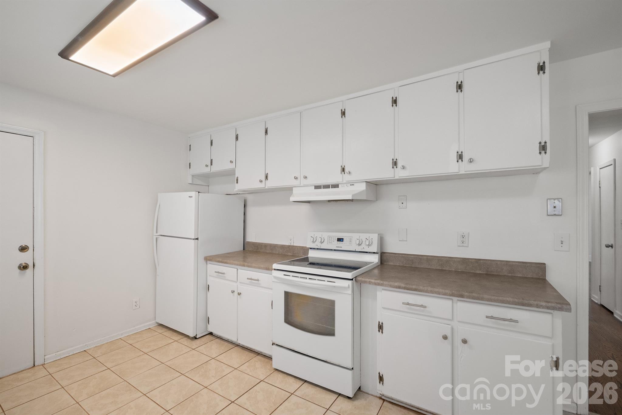 7122 Mallard Creek Road Property Photo 7