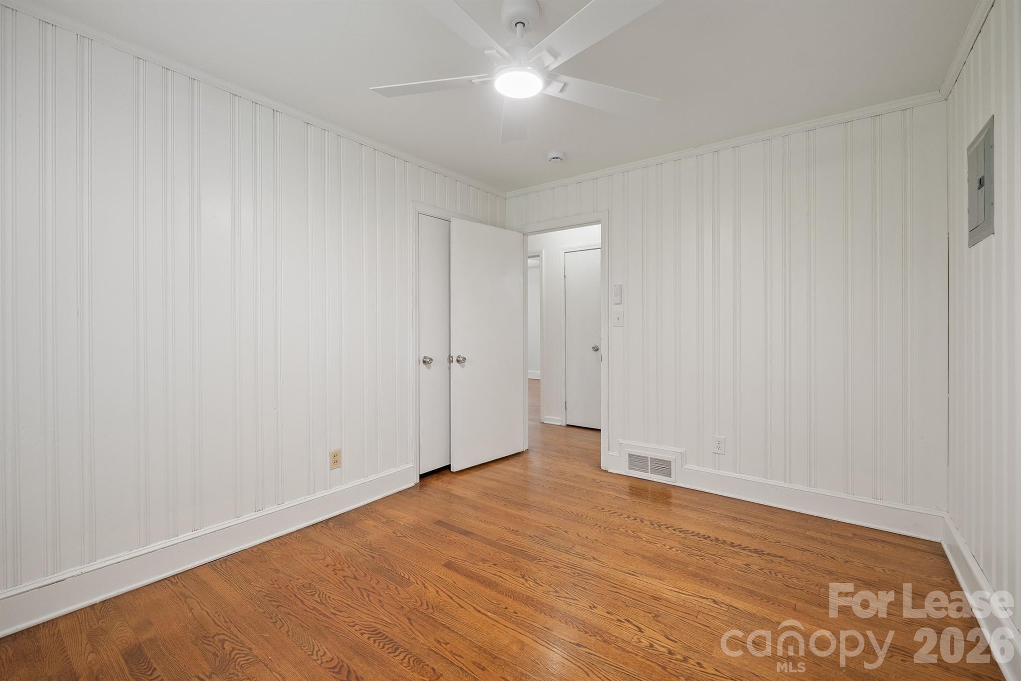 7122 Mallard Creek Road Property Photo 11