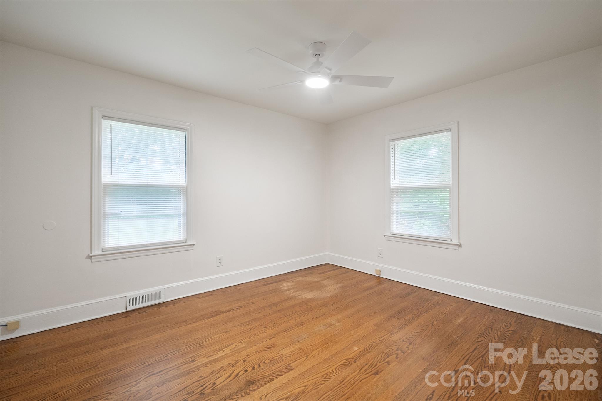 7122 Mallard Creek Road Property Photo 12