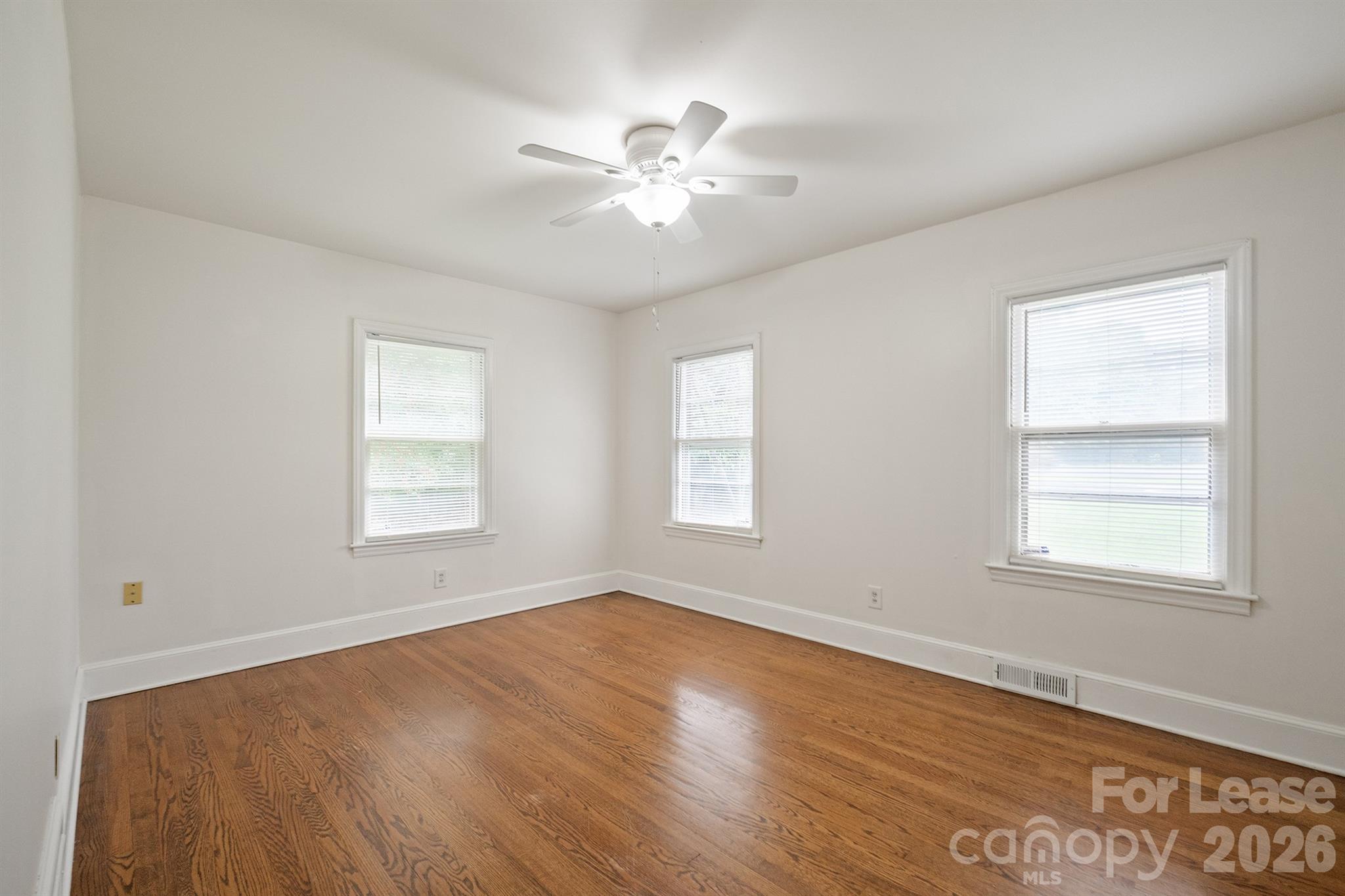 7122 Mallard Creek Road Property Photo 15