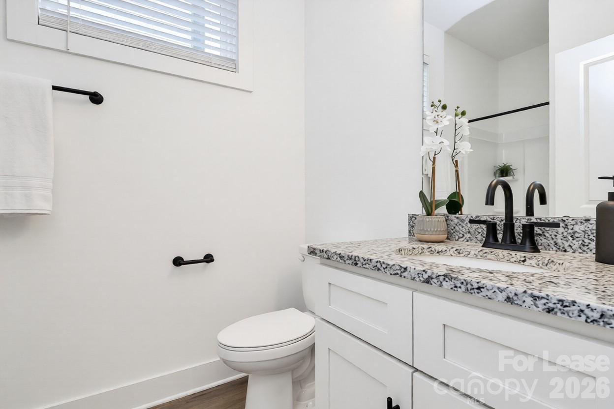 1114 Ivan Drive Property Photo 5
