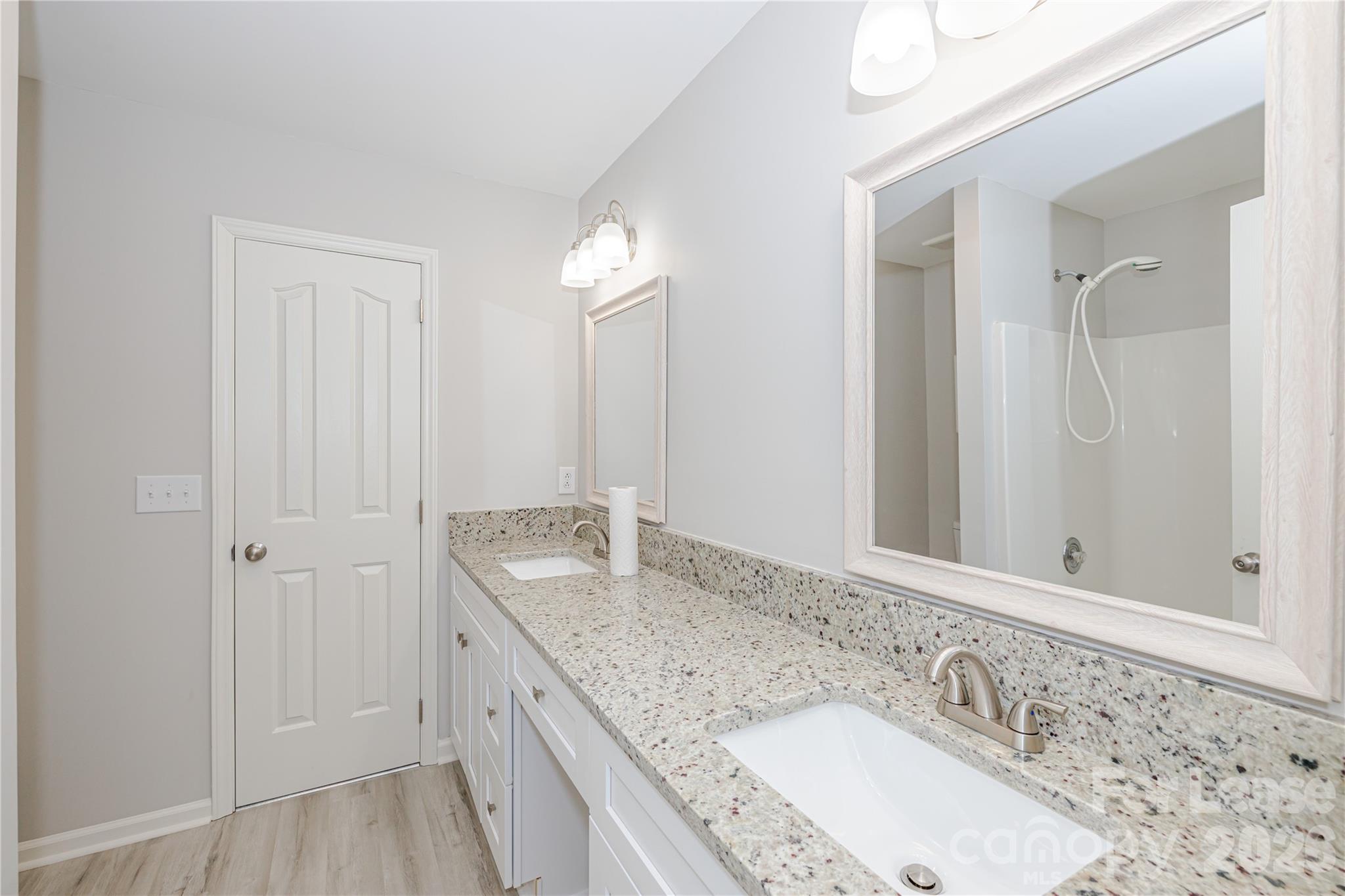 4412158 Property Photo 25