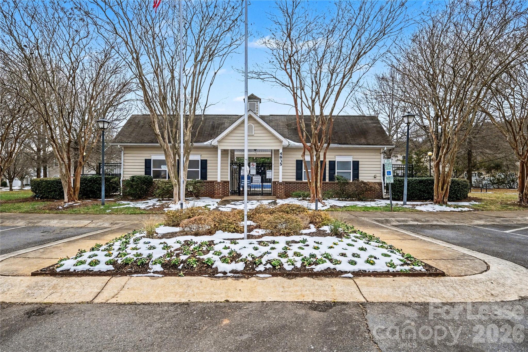 4412158 Property Photo 38