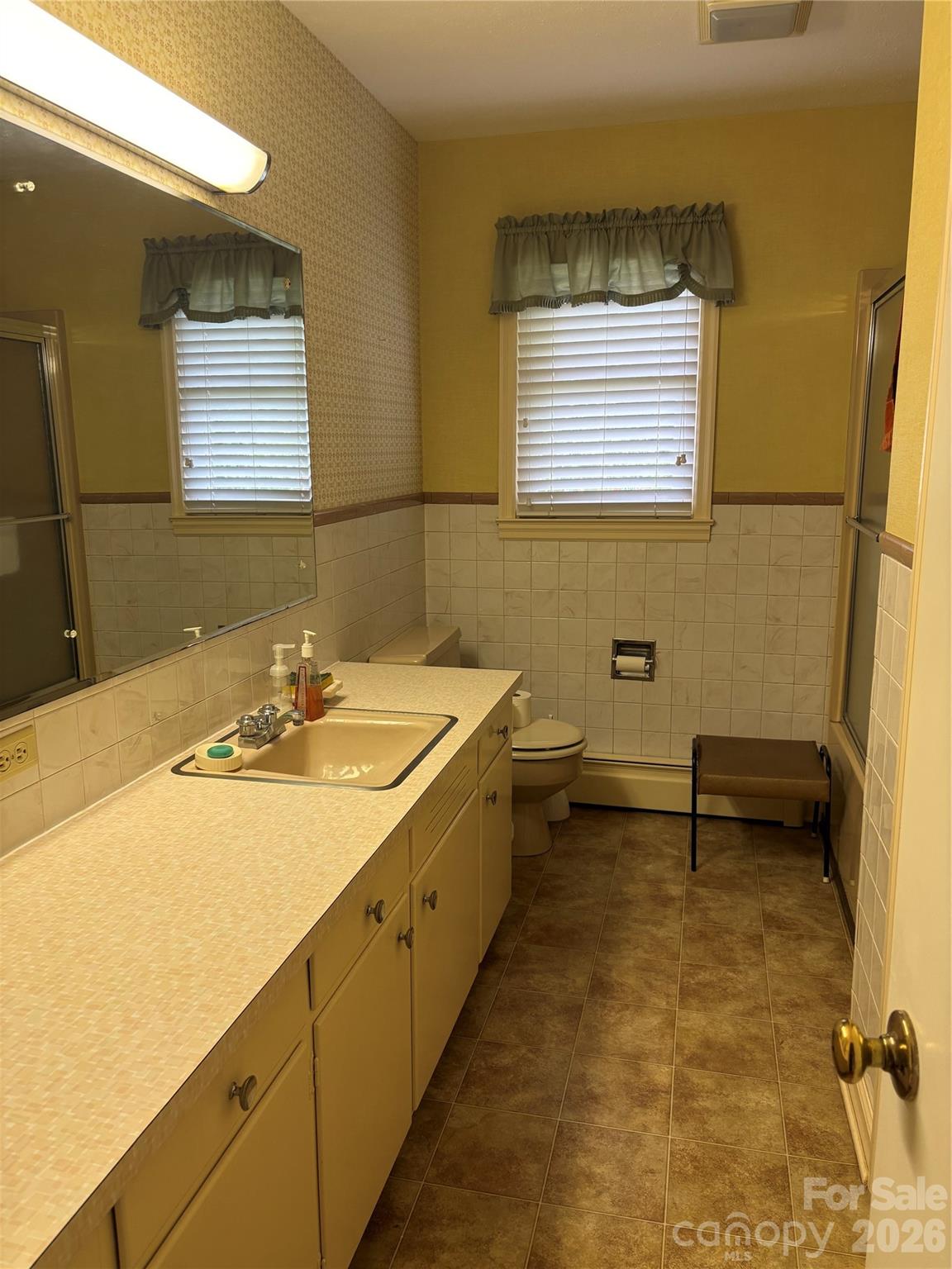 2841 Emory Road Property Photo 6