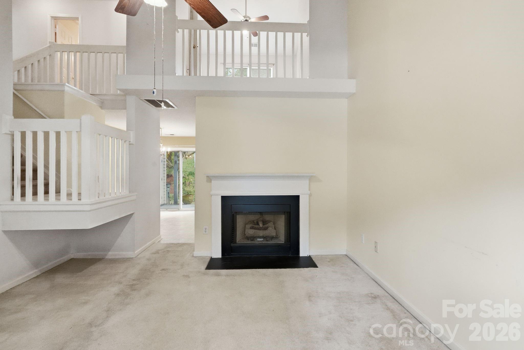 636 Emerald Cove Drive Property Photo 1