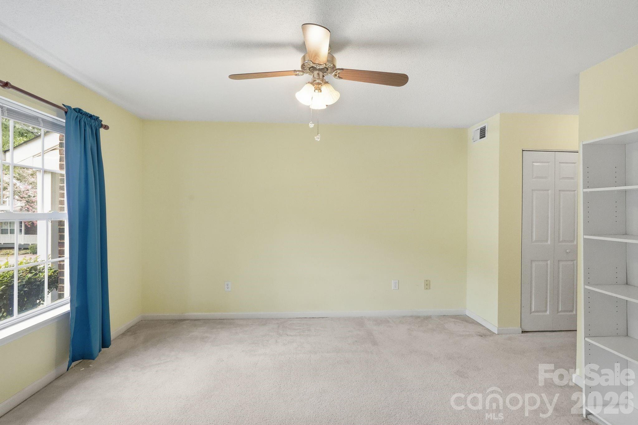636 Emerald Cove Drive Property Photo 7