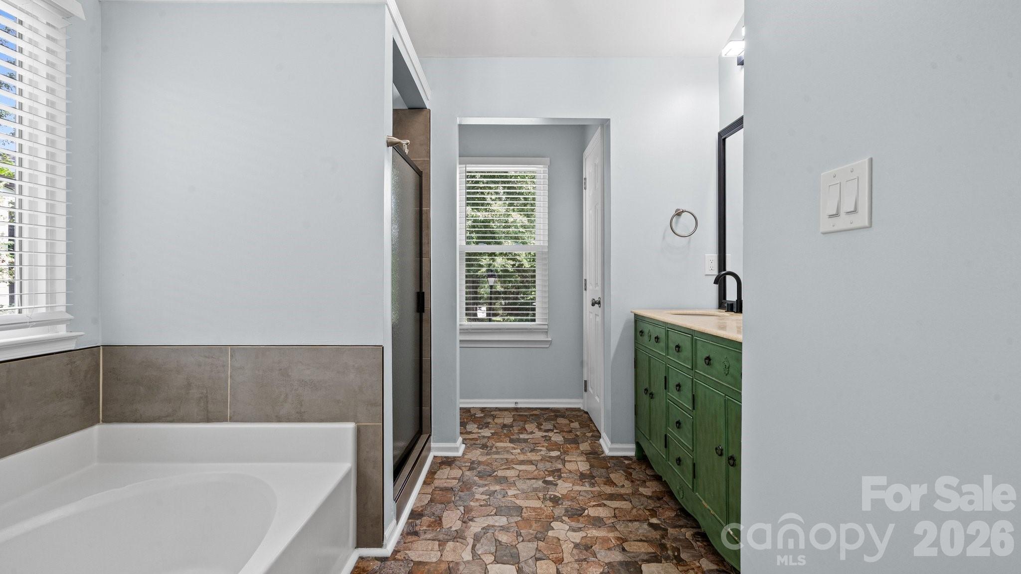 7602 Wynstone Ridge Property Photo 22