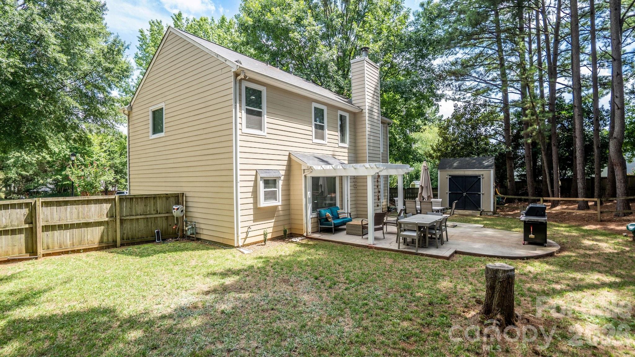 7602 Wynstone Ridge Property Photo 31