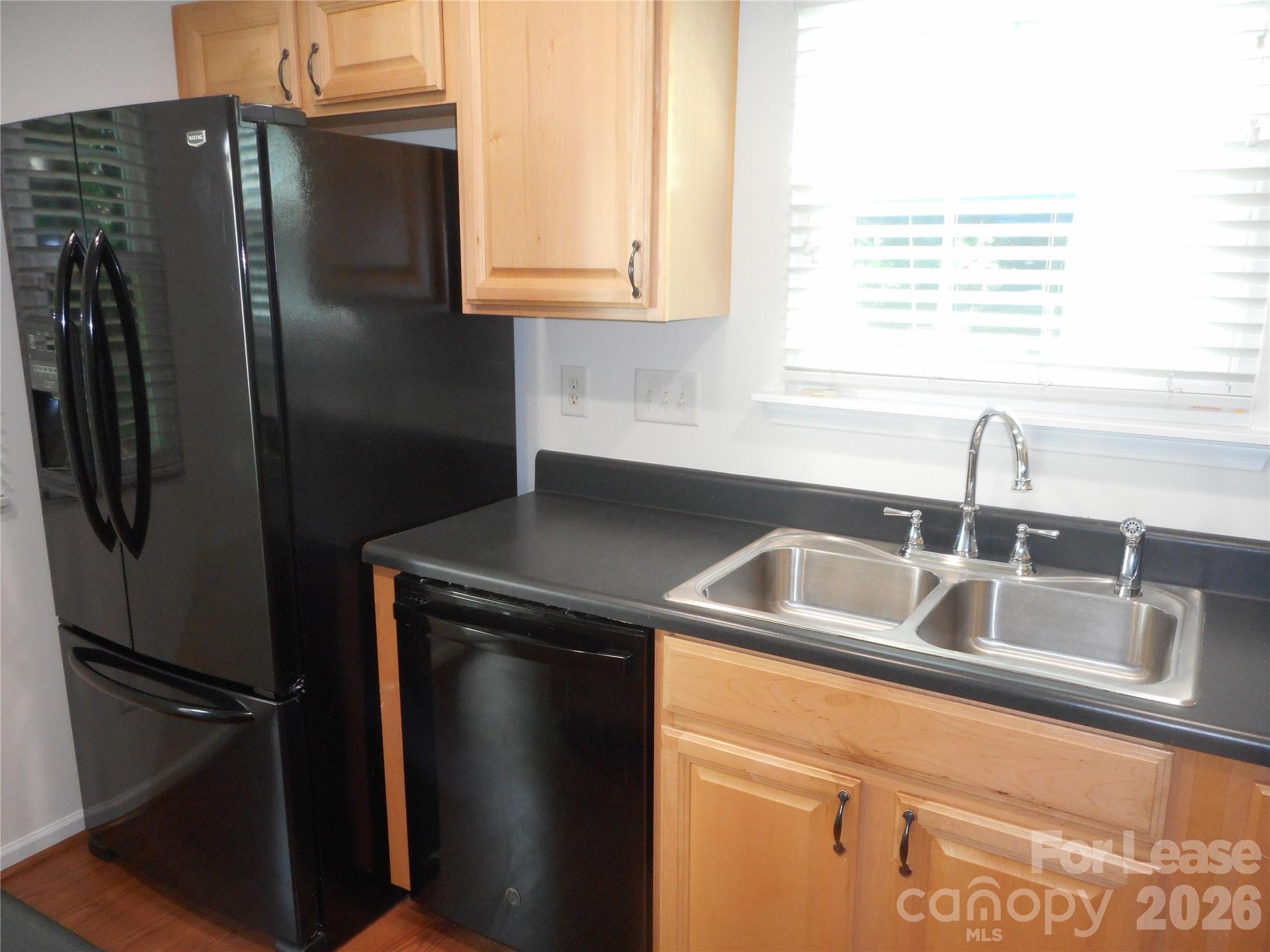 322 Deep Water Lane Property Photo 8