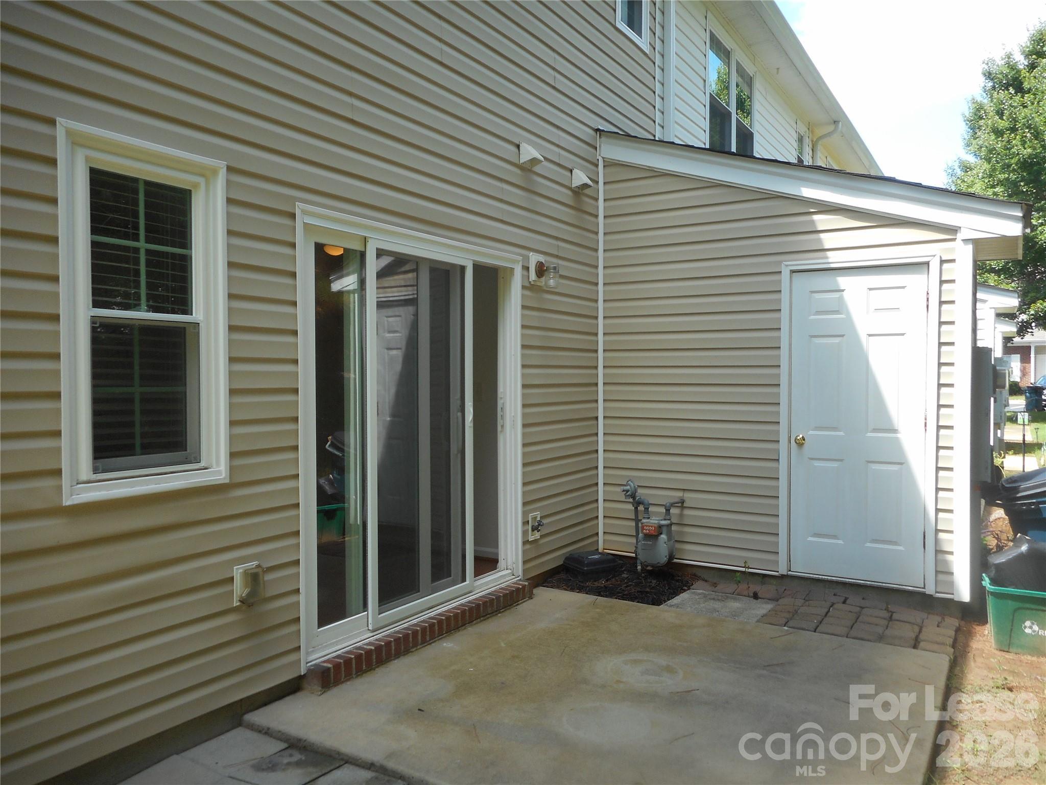 322 Deep Water Lane Property Photo 11