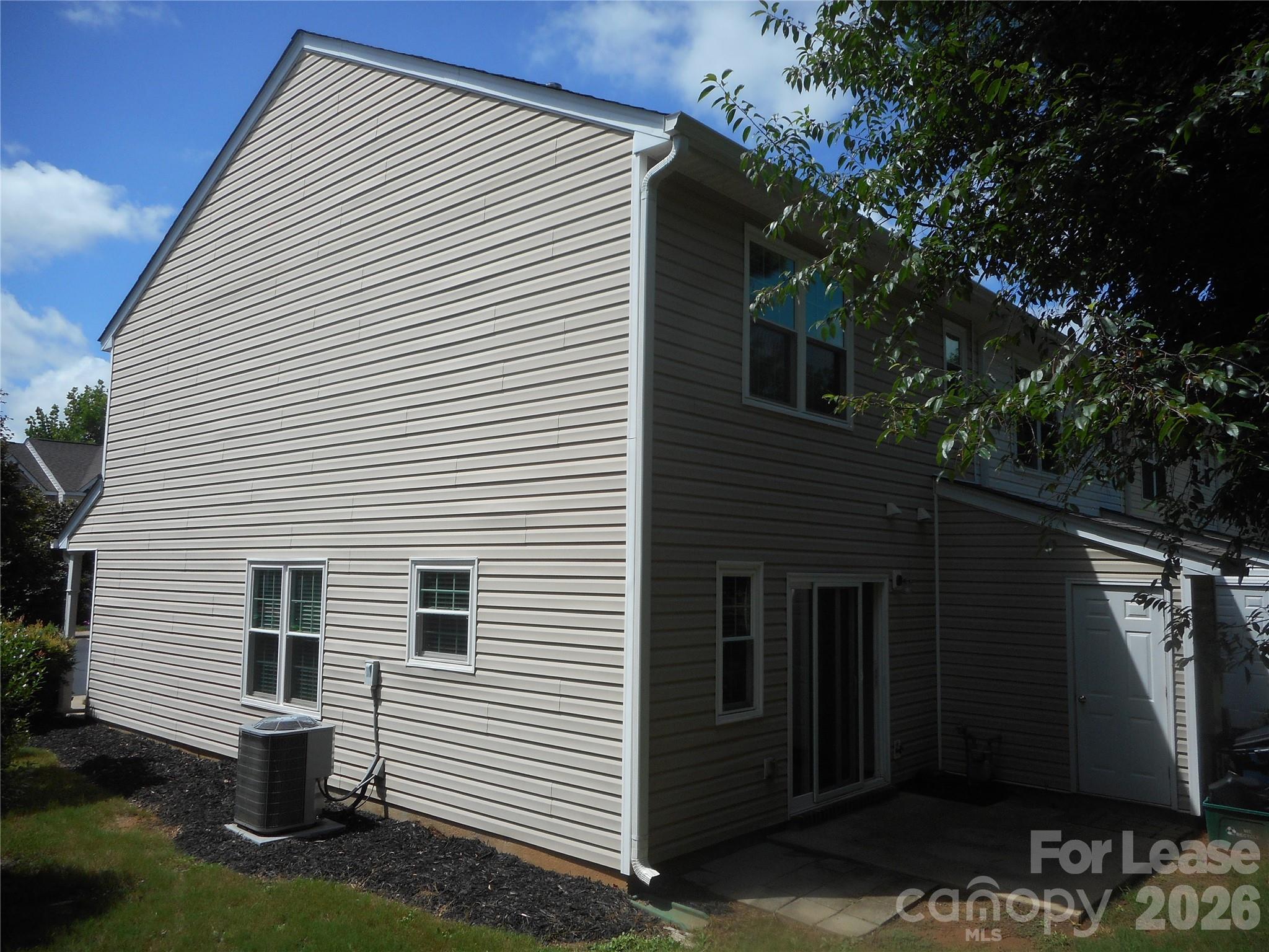 322 Deep Water Lane Property Photo 12