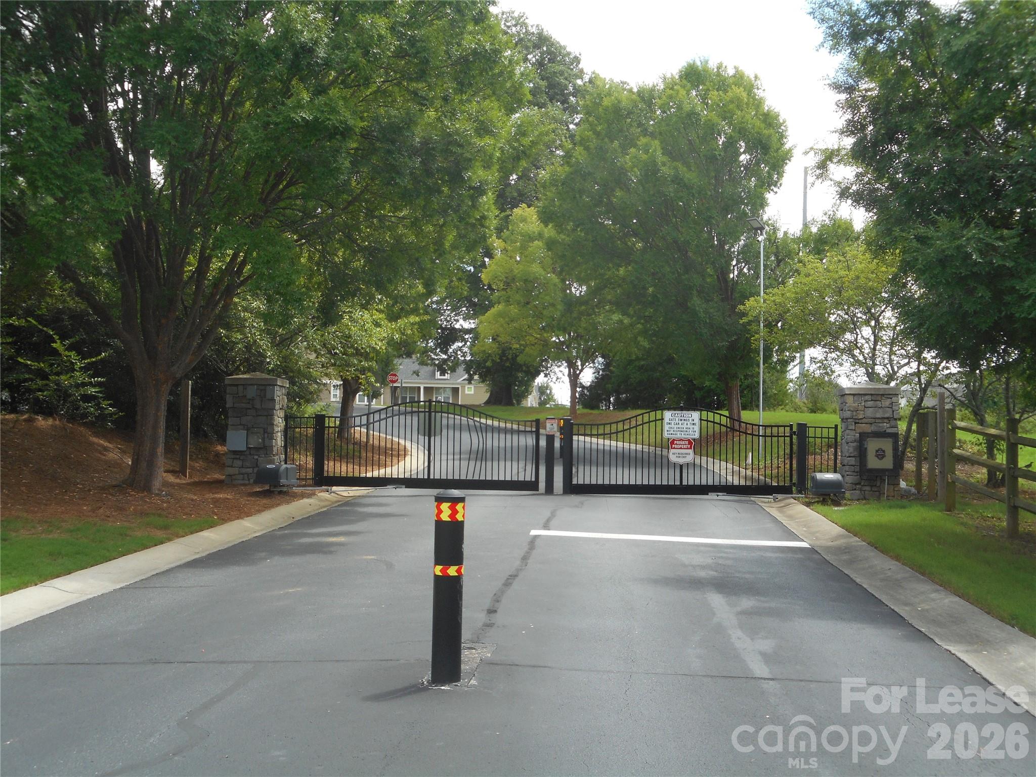 322 Deep Water Lane Property Photo 28