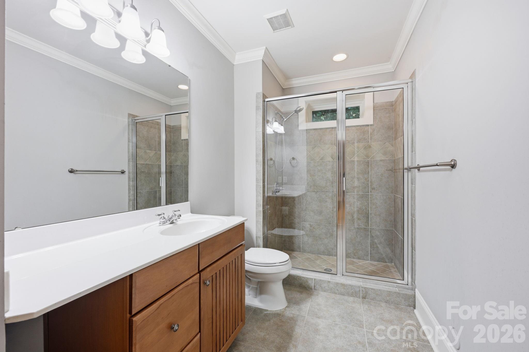 121 E Callicutt Trail Property Photo 32