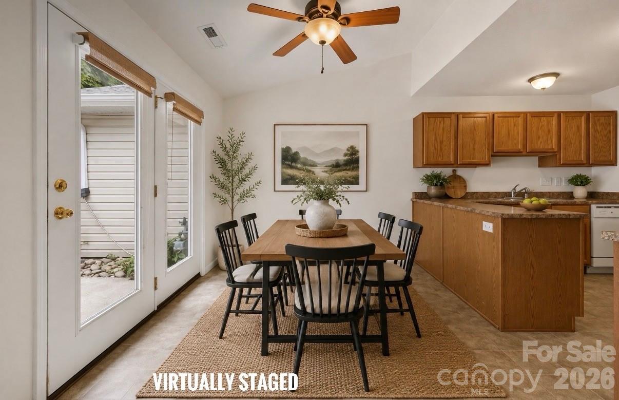 123 Lanceford Circle Property Photo 8
