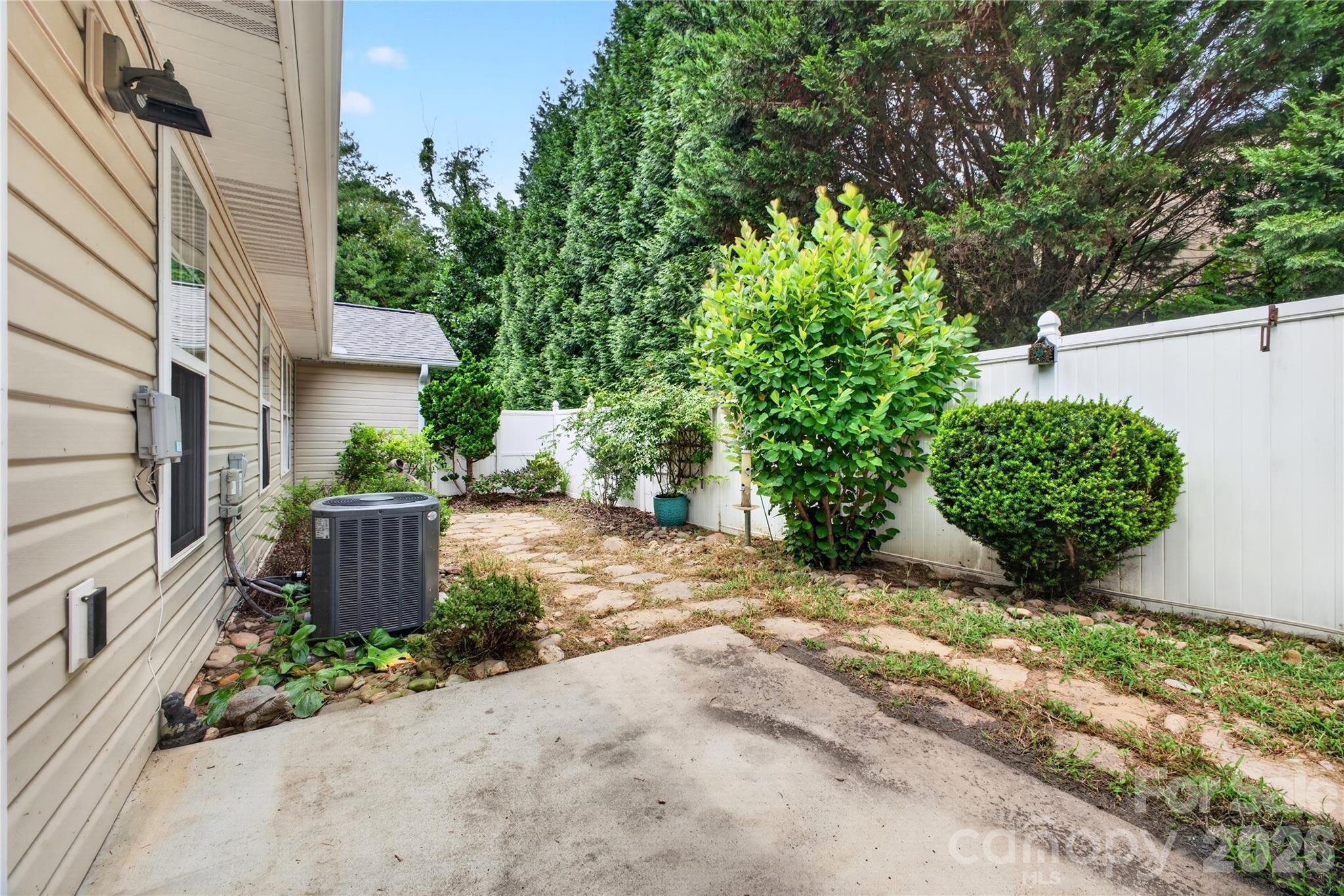 123 Lanceford Circle Property Photo 19