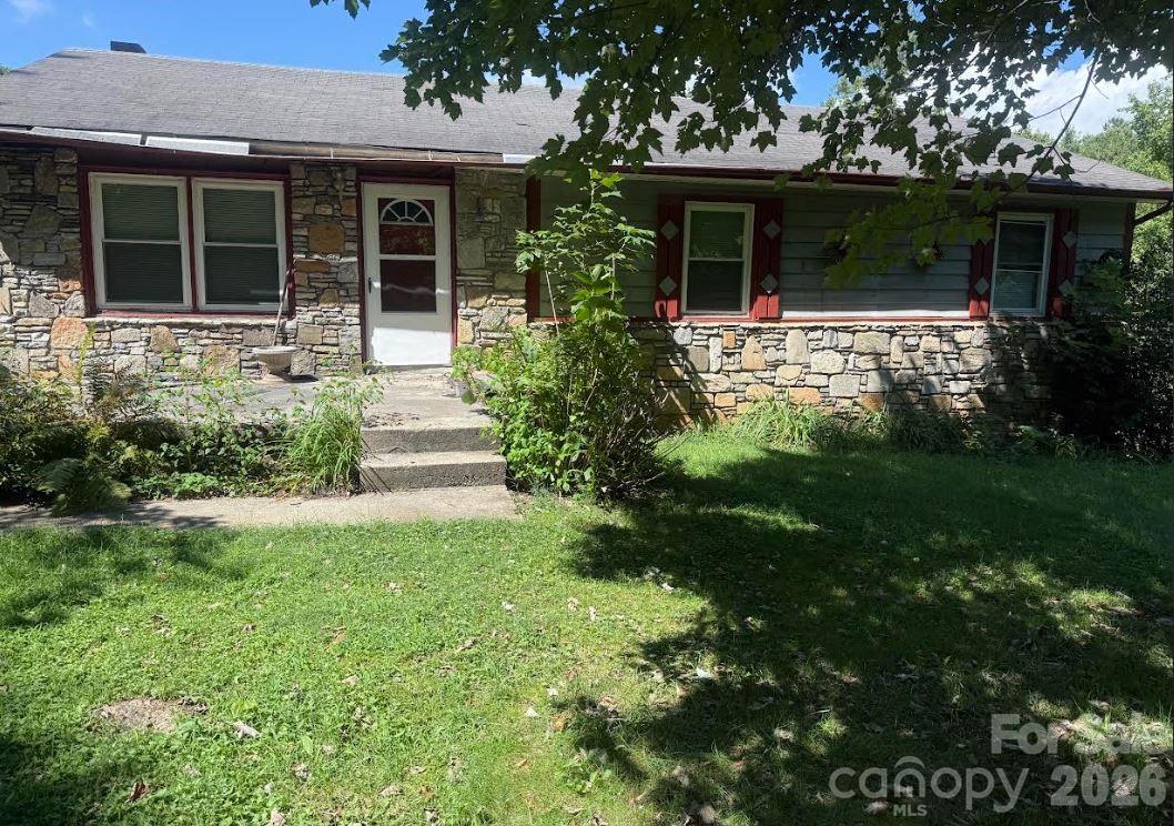 107 Flat Creek Drive Property Photo 1
