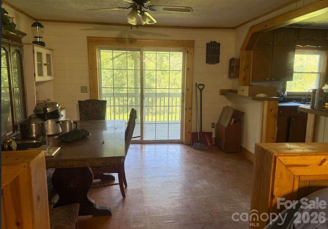 107 Flat Creek Drive Property Photo 7