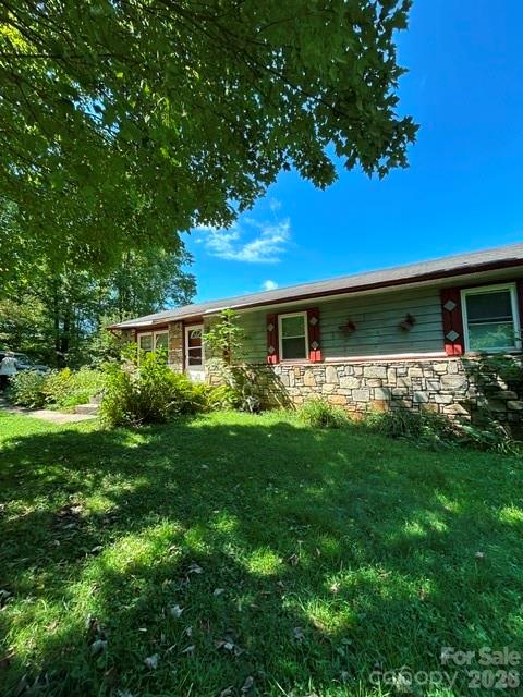 107 Flat Creek Drive Property Photo 33