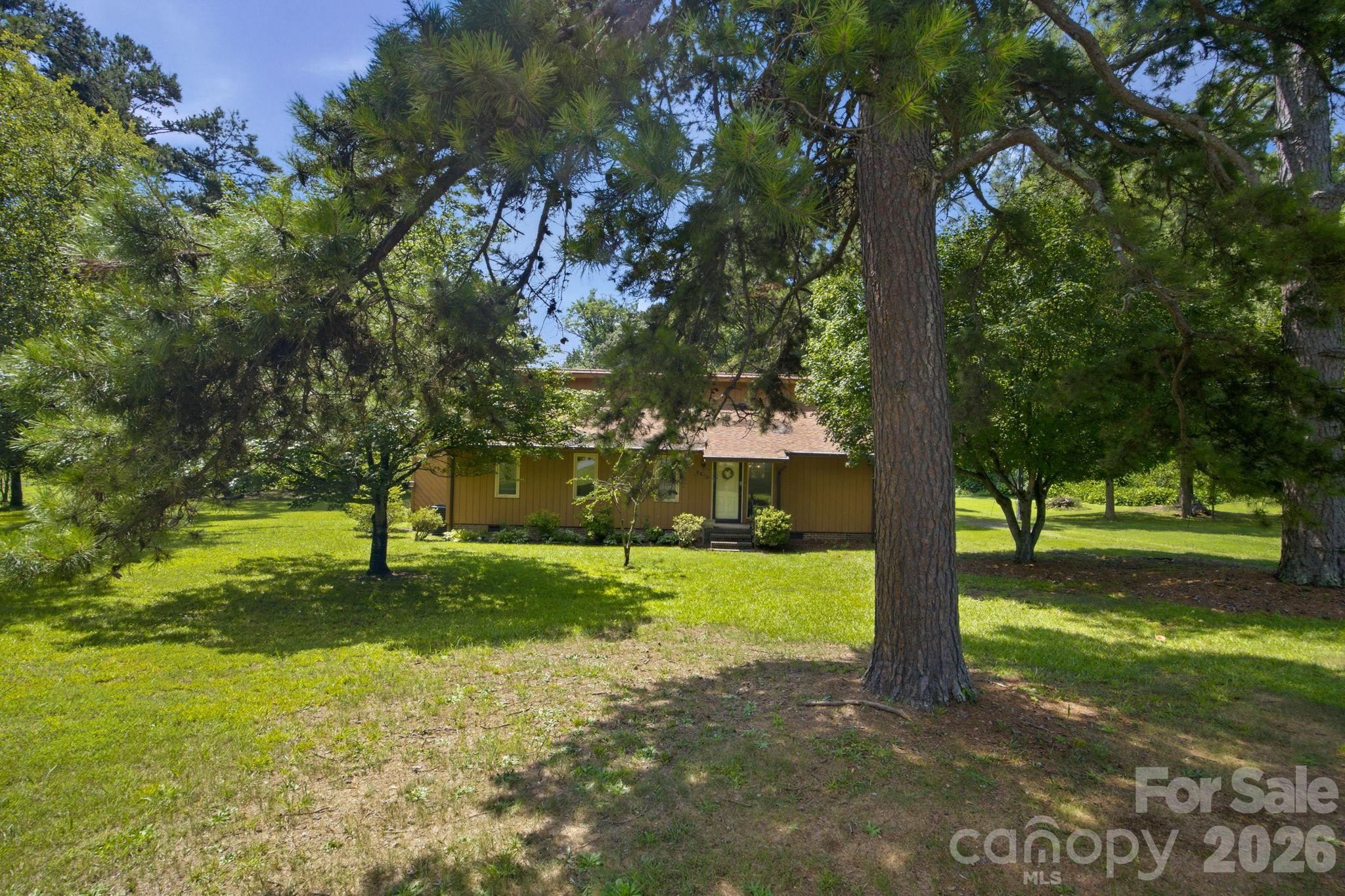 8016 Hedrick Circle Property Photo 6