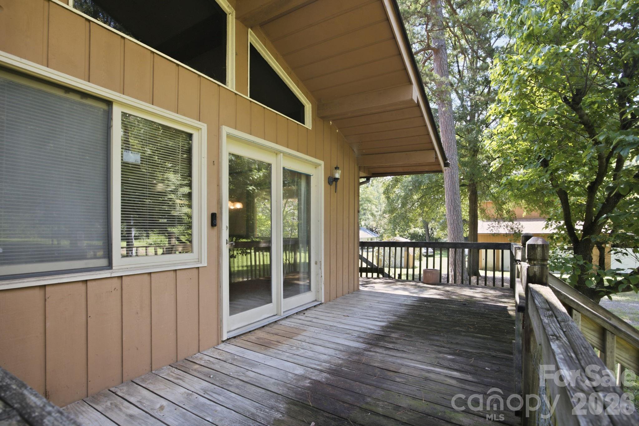 8016 Hedrick Circle Property Photo 7