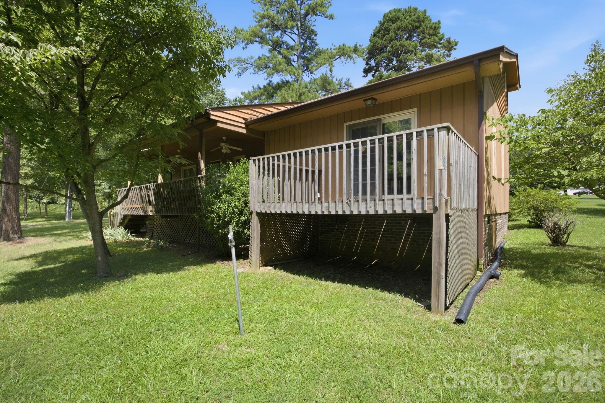 8016 Hedrick Circle Property Photo 11