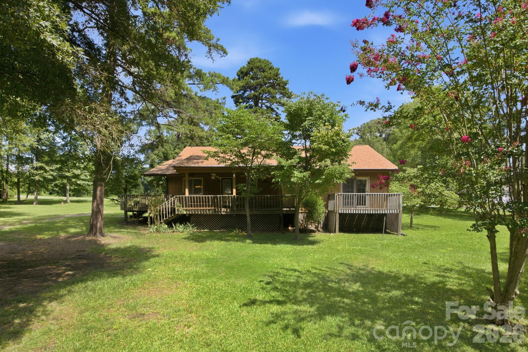 8016 Hedrick Circle Property Photo 12