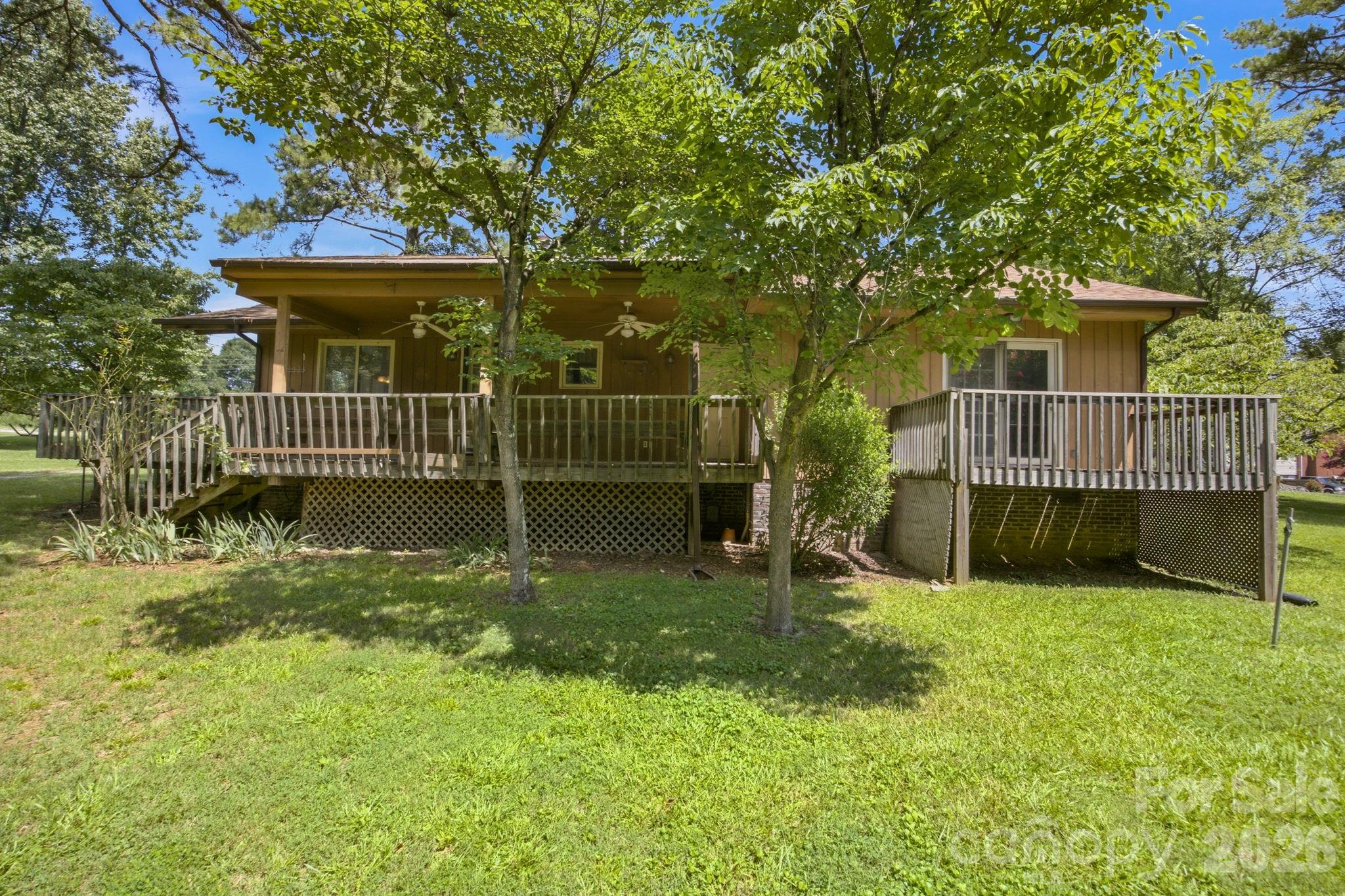 8016 Hedrick Circle Property Photo 13