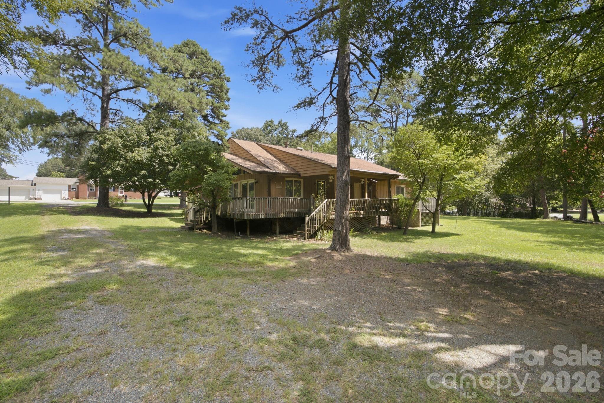 8016 Hedrick Circle Property Photo 14
