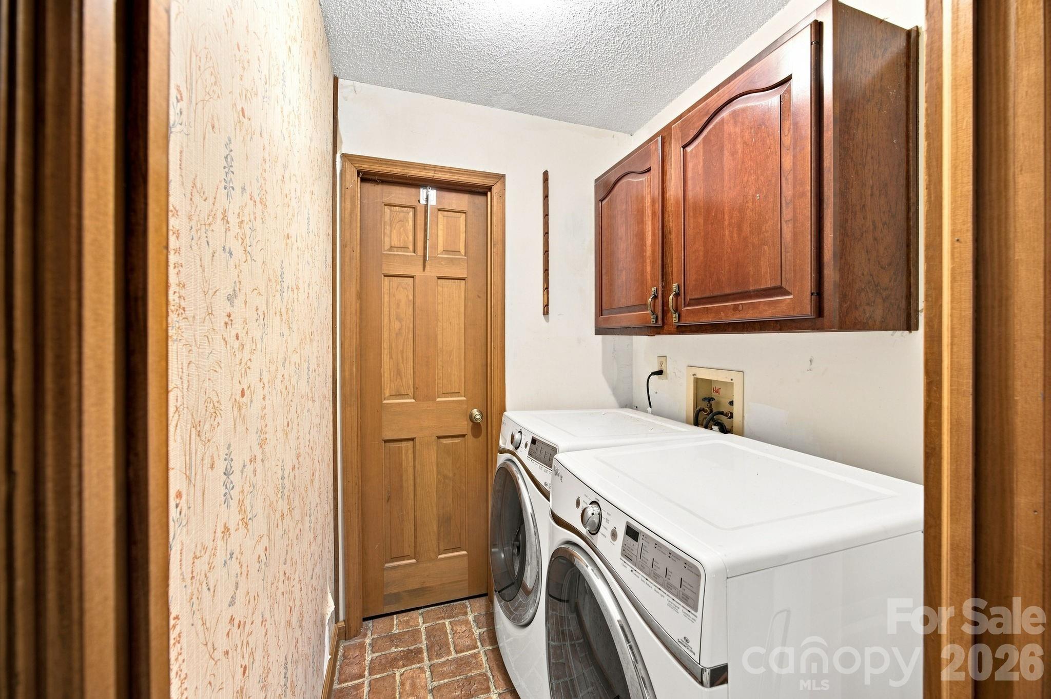 8016 Hedrick Circle Property Photo 29