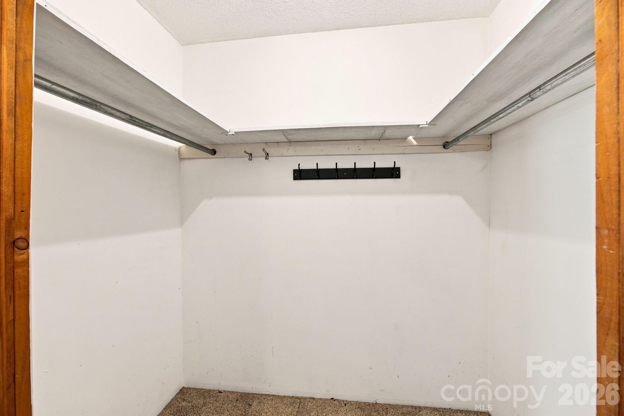 8016 Hedrick Circle Property Photo 33