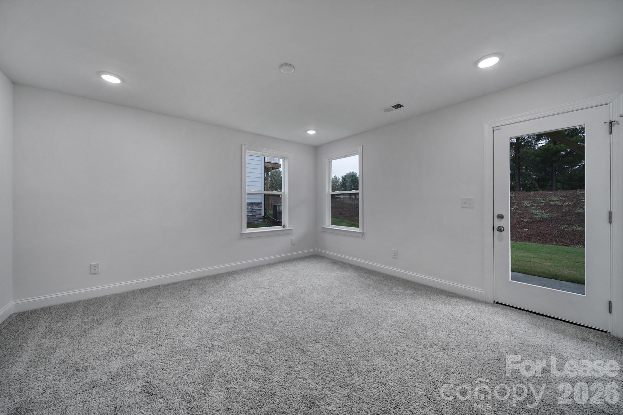 9220 Walnut Hill Road Property Photo 5