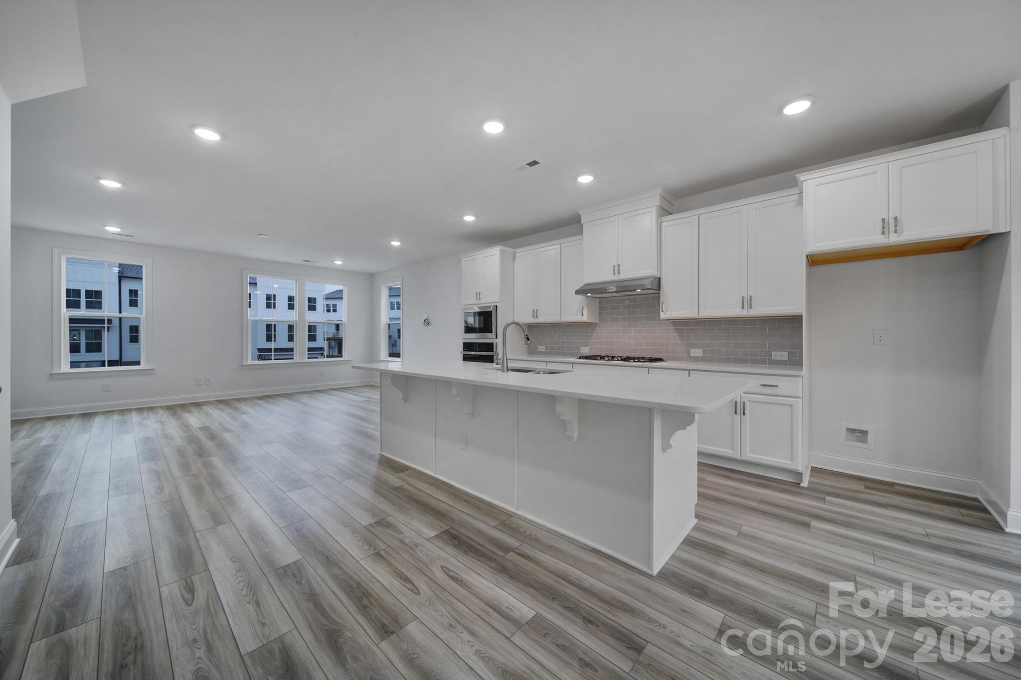 9220 Walnut Hill Road Property Photo 10