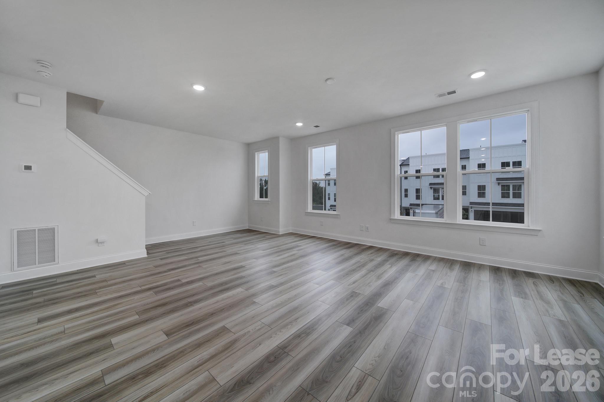 9220 Walnut Hill Road Property Photo 15
