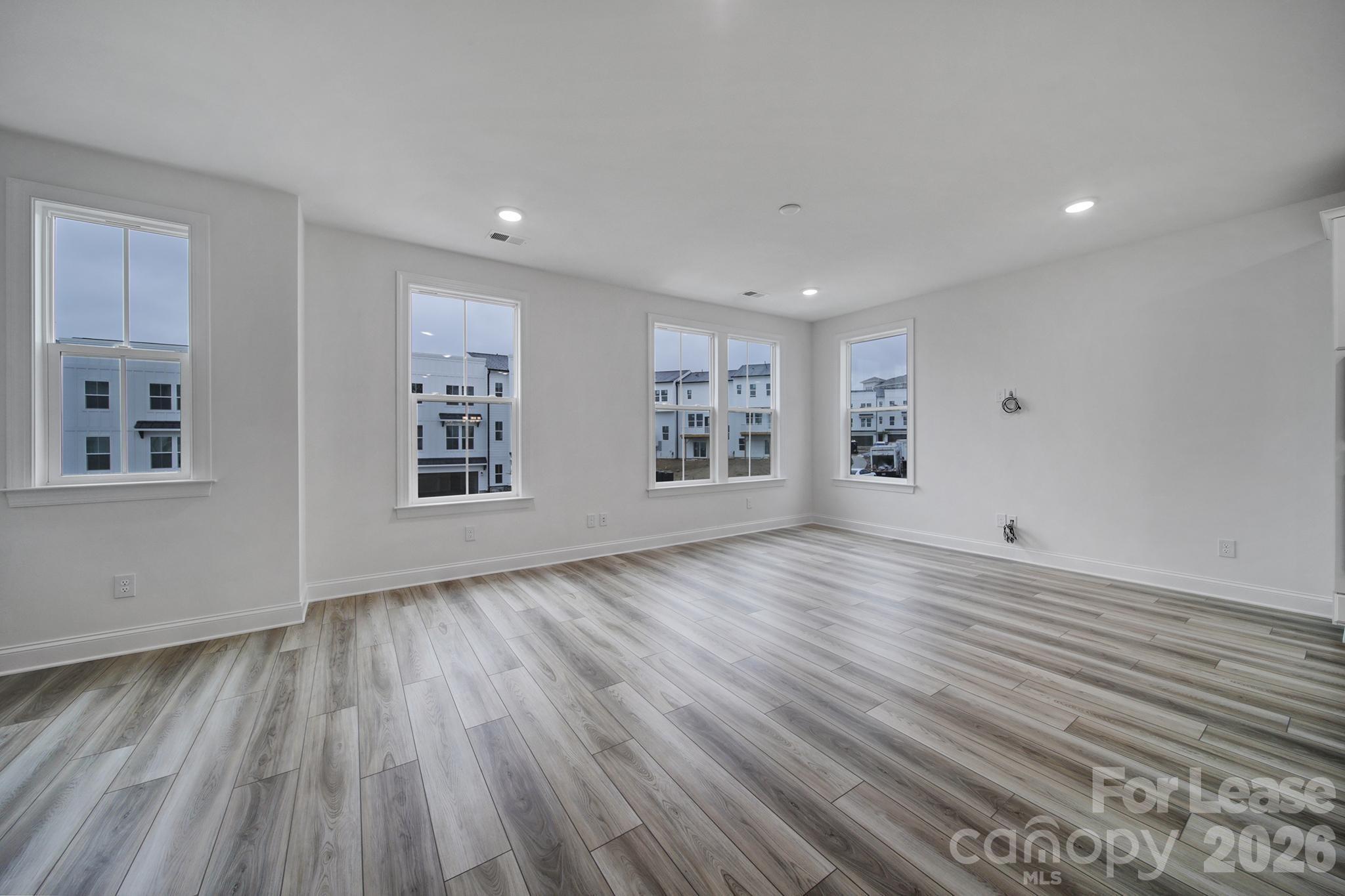 9220 Walnut Hill Road Property Photo 16