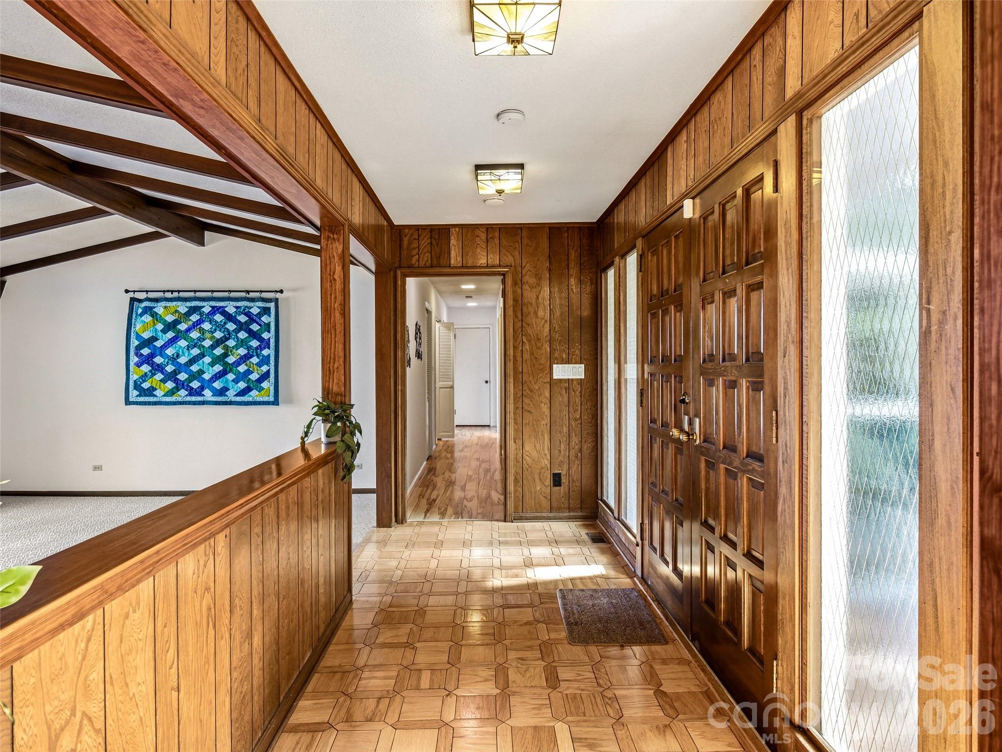 252 Middlemount Road Property Photo 8