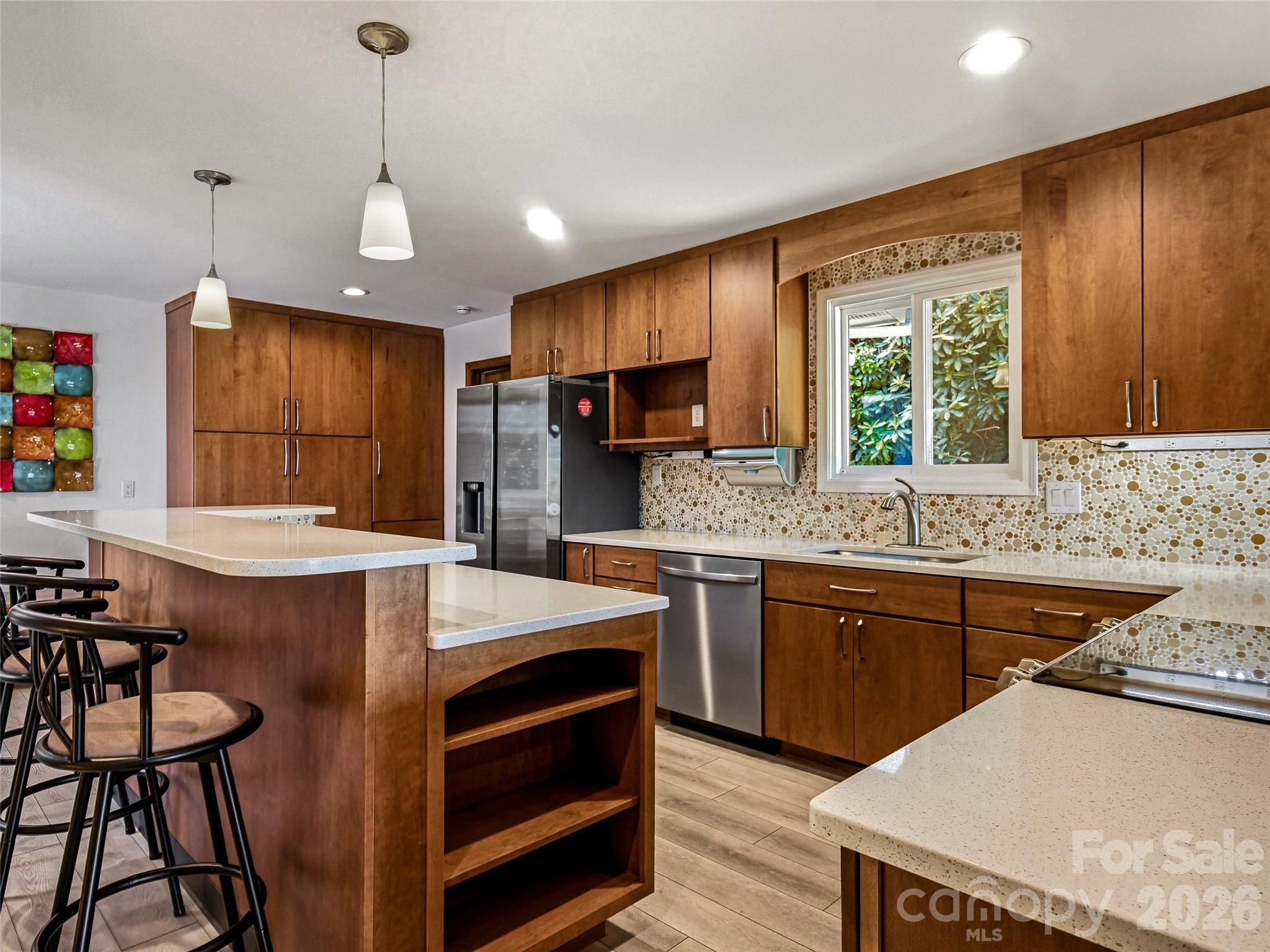252 Middlemount Road Property Photo 15