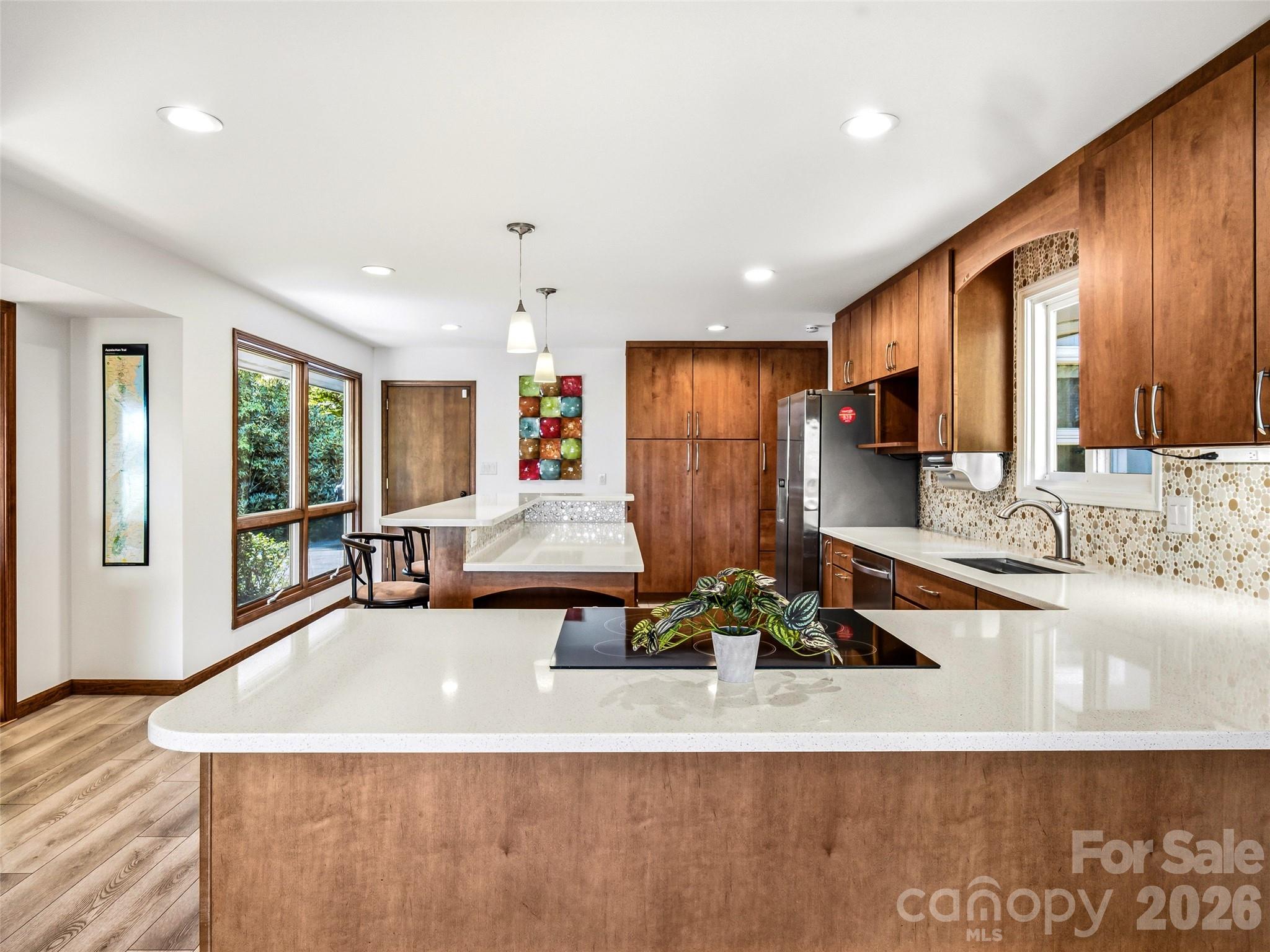 252 Middlemount Road Property Photo 17