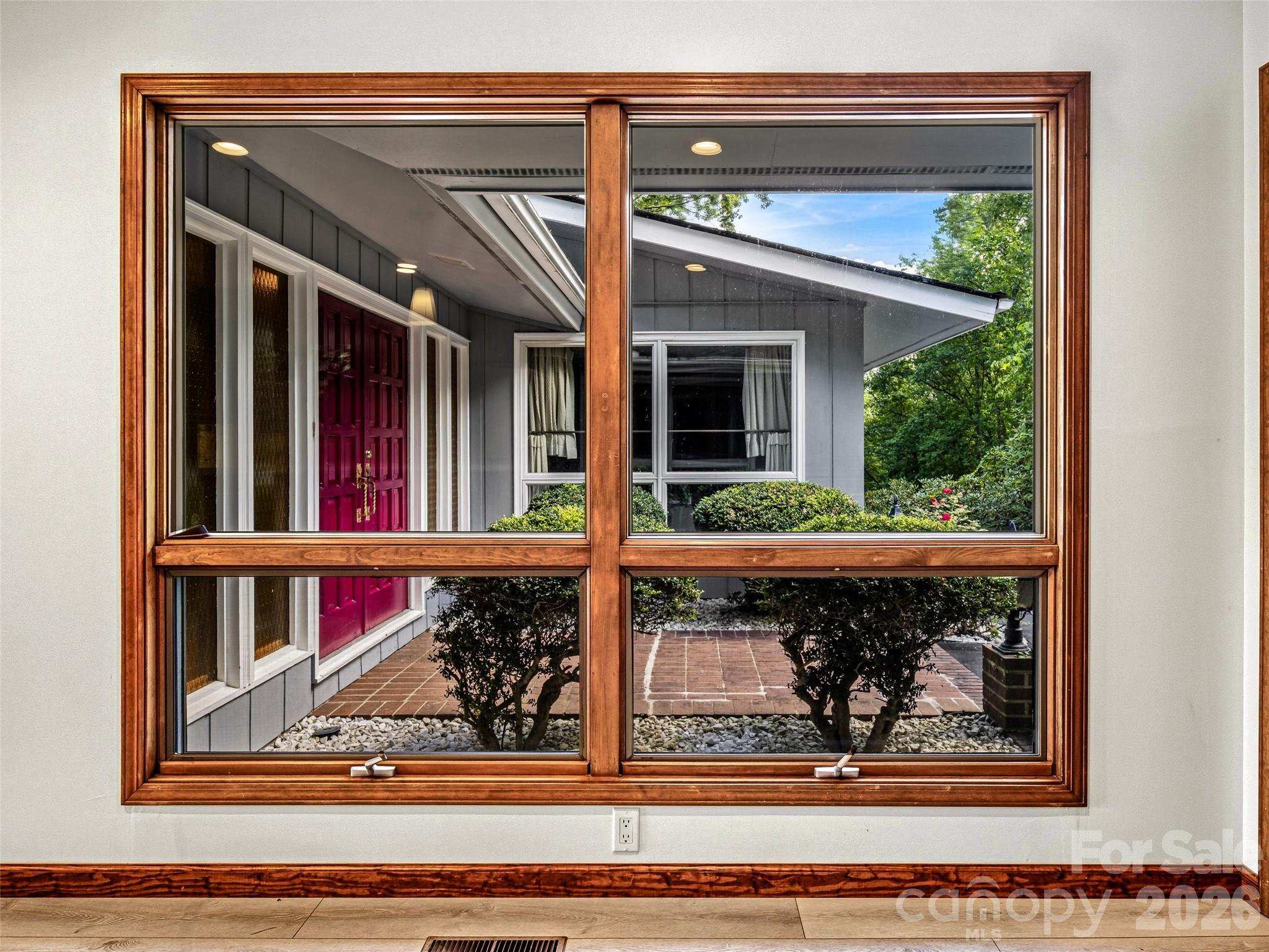 252 Middlemount Road Property Photo 20