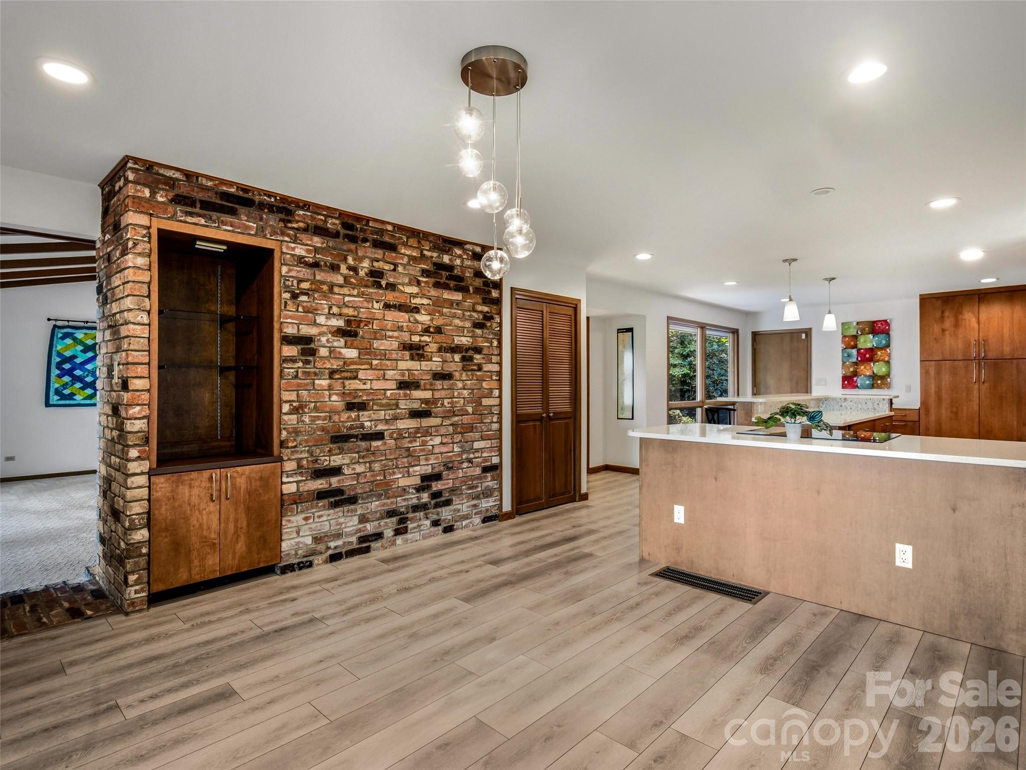 252 Middlemount Road Property Photo 21
