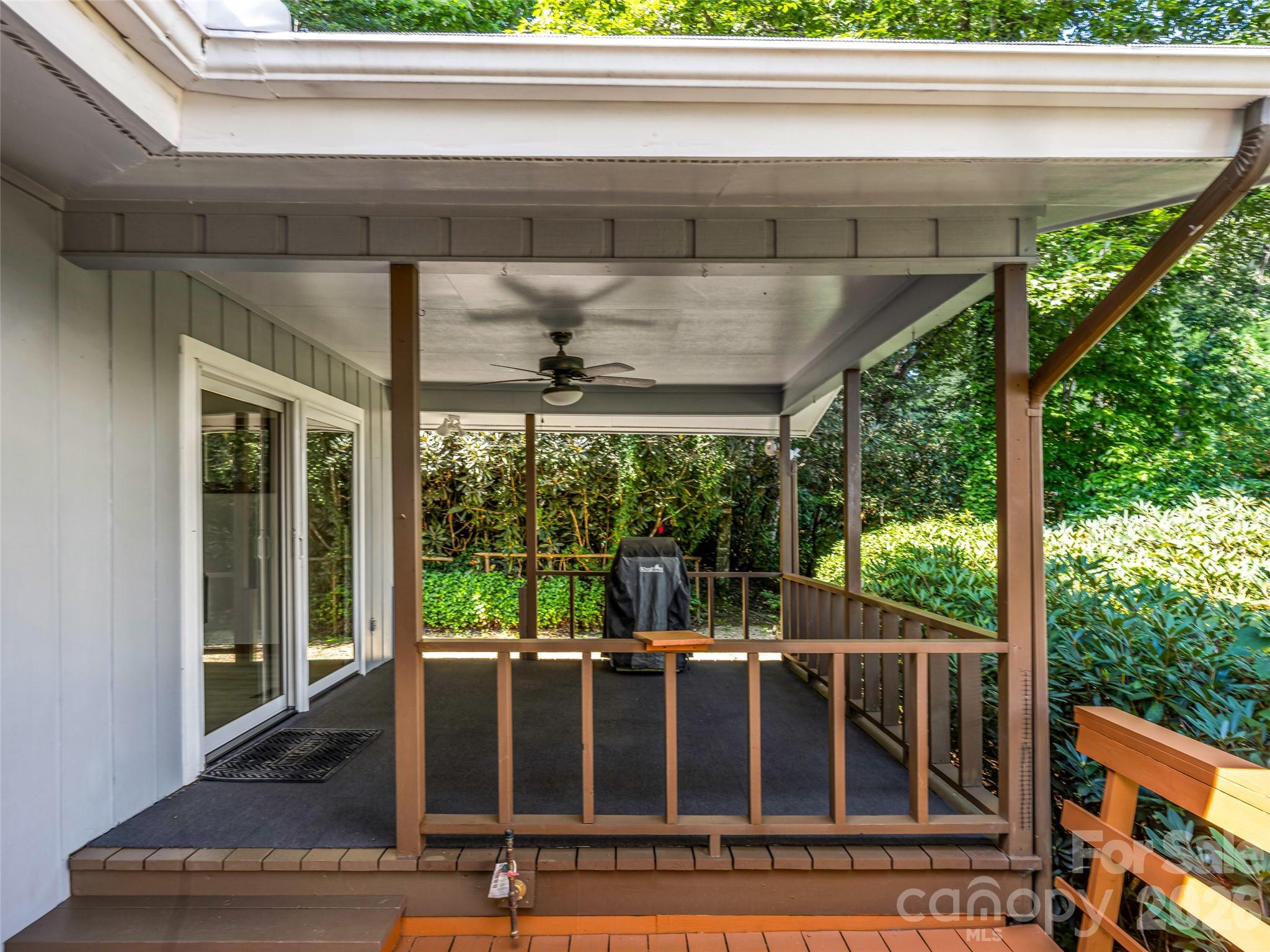 252 Middlemount Road Property Photo 38