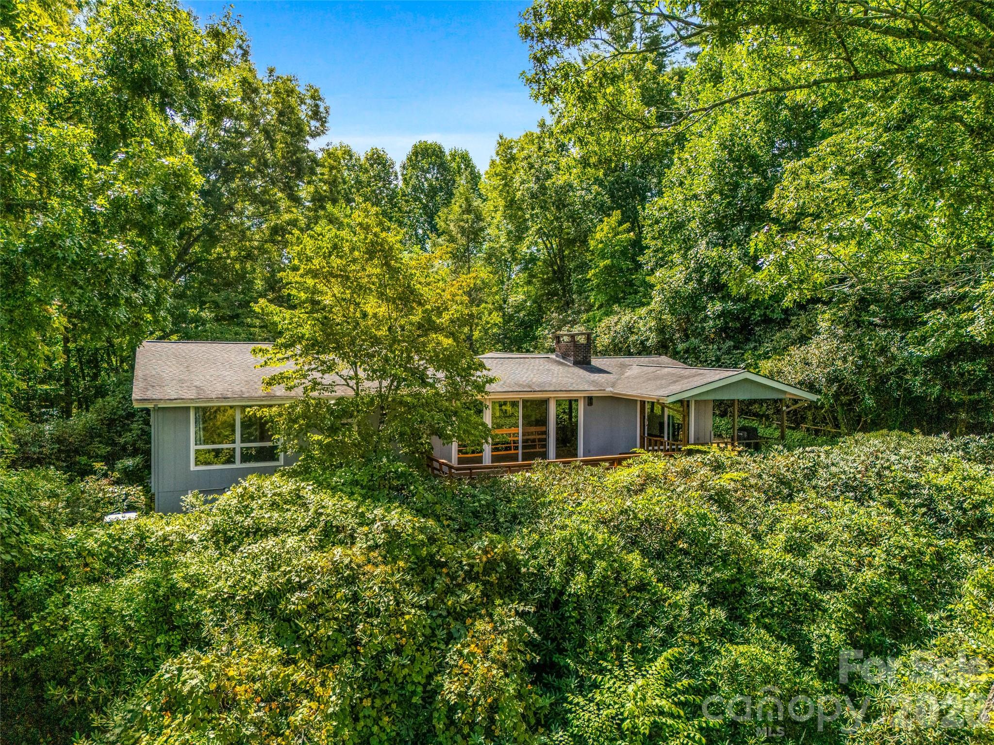 252 Middlemount Road Property Photo 42