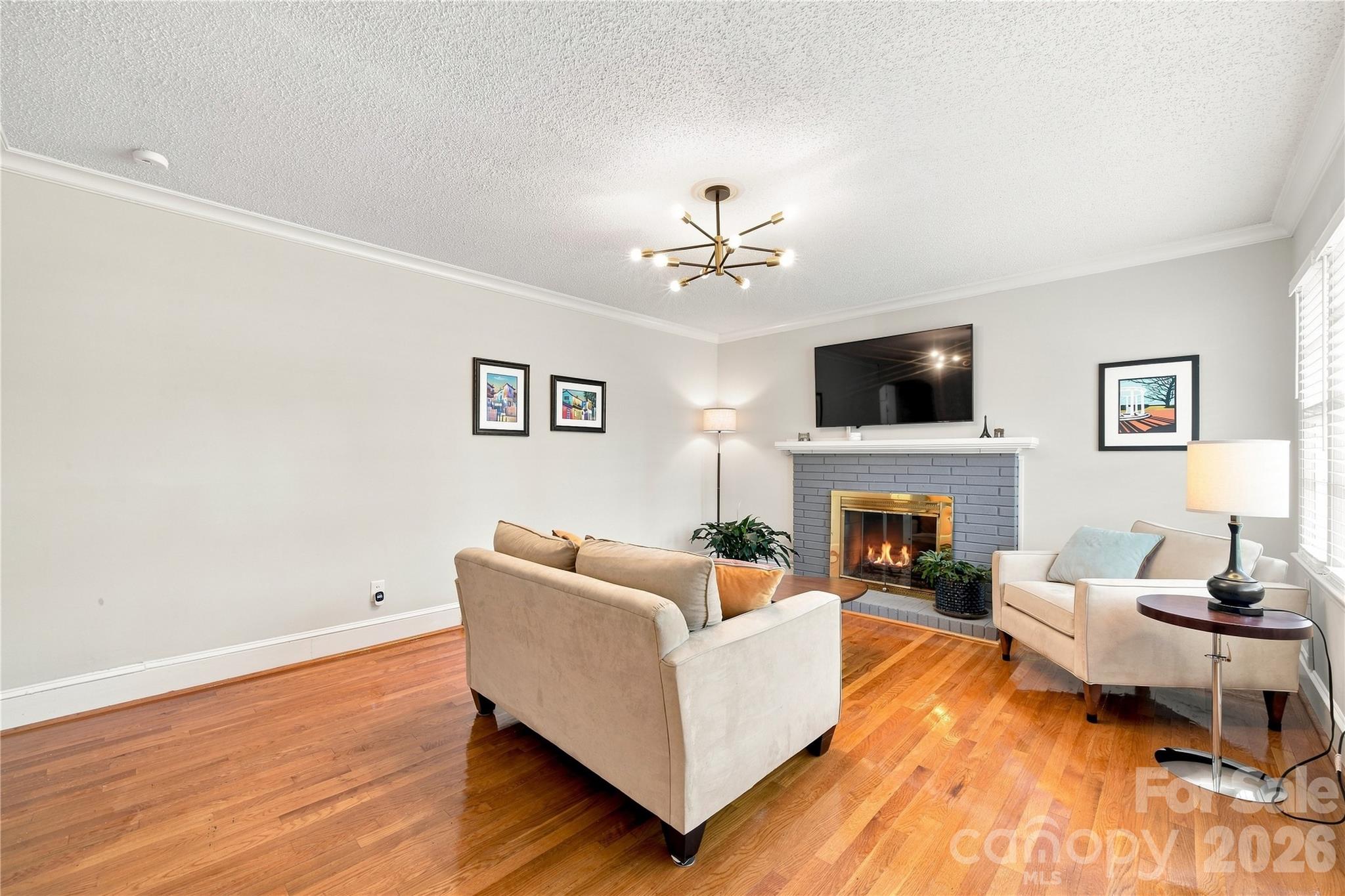 6142 King George Drive Property Photo 6